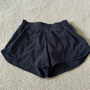 Lululemon size 6 tall shorts